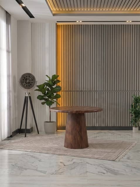 Aura Serisi 90x90 Barok Mebran Mdf Masa - Konik Ayak Barok